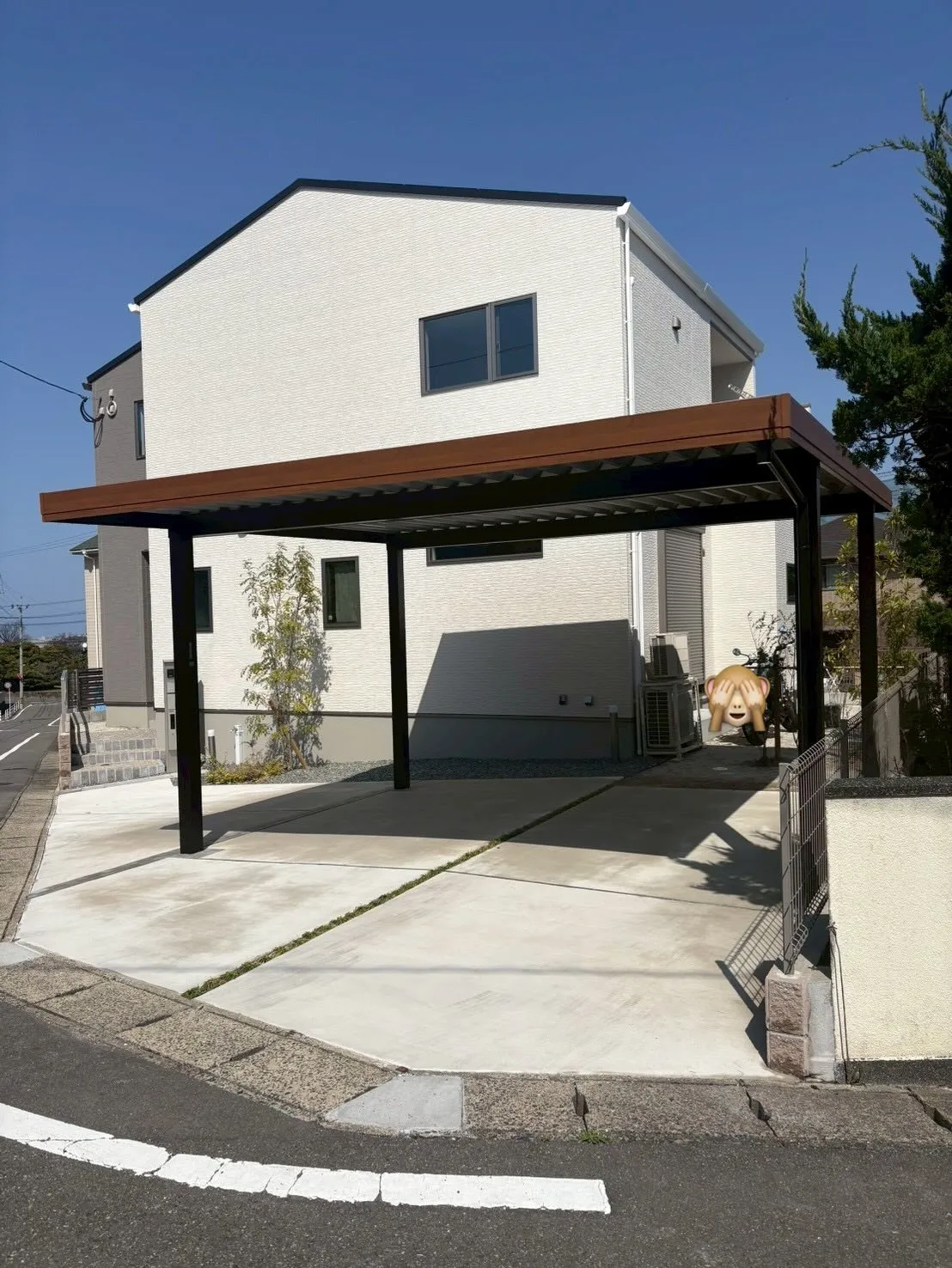 福岡市西区のK様邸にて、ジーポートプロの施工を担当させていた...